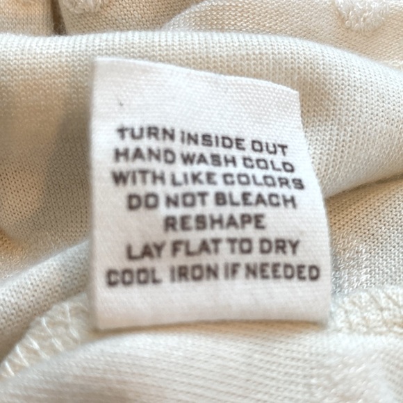 NWOT - Blu Pepper top. Size Medium. - Picture 10 of 10